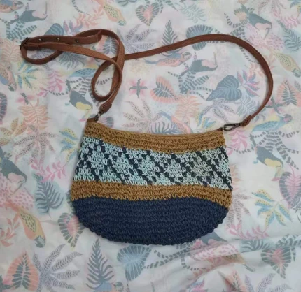 Beg Wanita Crossbody Paper Crochet