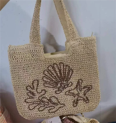 Beg Bahu Kait Kertas Dengan Corak Broidery