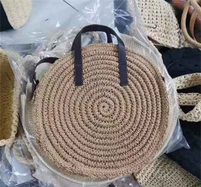 Beg Crossbody Gadis Kecil Berwarna Coklat Bulat
