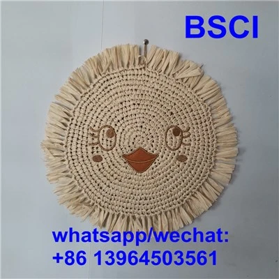 Hiasan dinding bilik bayi