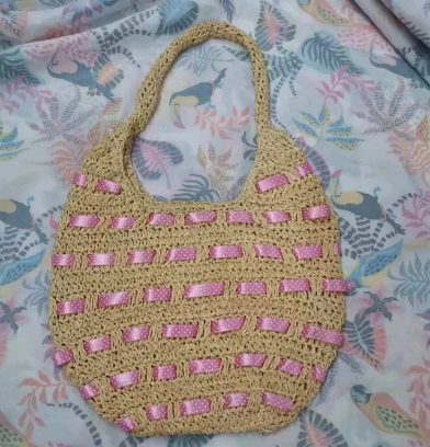 Beg bahu jerami kertas reben